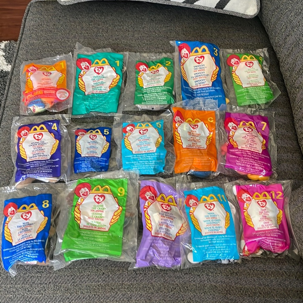 💜4/$50💜 12 Teenie Beanie Babies